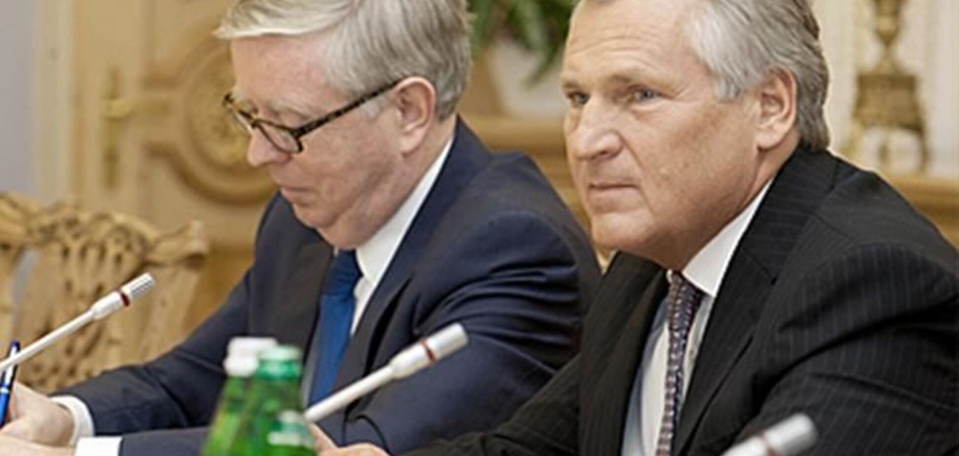 Кваснєвський і Кокс попросили Януковича помилувати Тимошенко
