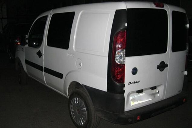 На Житомирщине подростки с ножом напали на таксиста