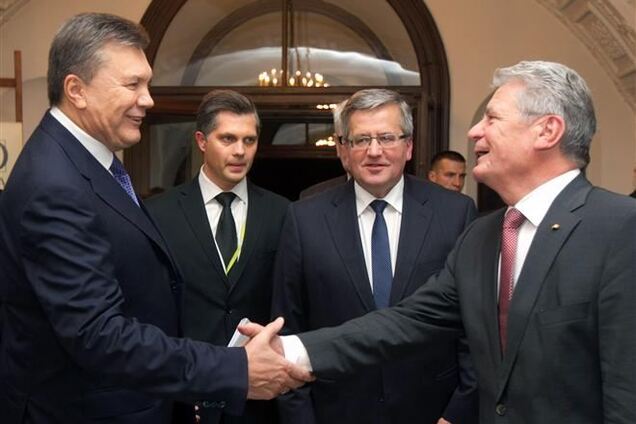 Президент Германии призвал Януковича не тянуть время и освободить Тимошенко