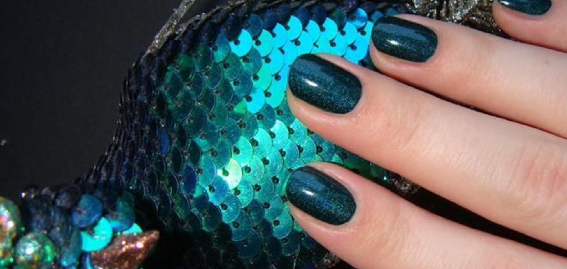 Зеленый лак для ногтей – хит осени 2013