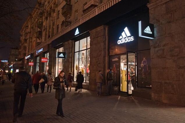 Мошенники продали на Крещатике четыре магазина за 120 млн грн