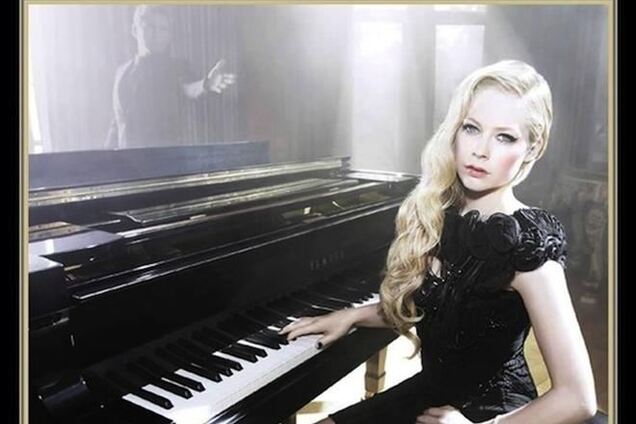 Аврил Лавин представила записанный с мужем трек