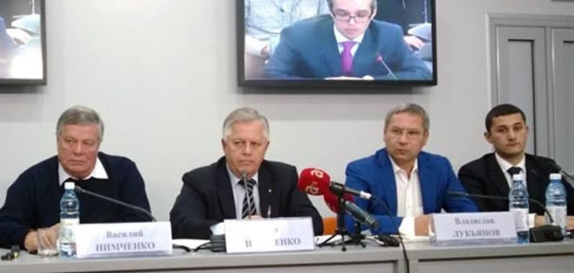 Киев и Москву связал телемост по вопросам евразийского выбора и референдума