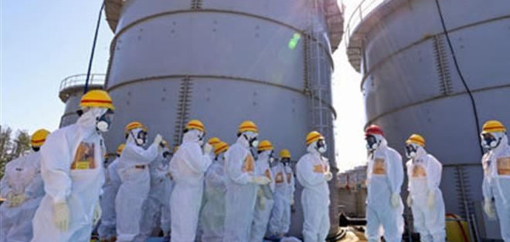 ЧП на АЭС 'Фукусима-1': шесть человек попали под поток радиоактивной воды