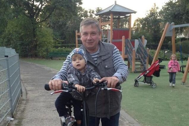 Российский дипломат был пьян и представлял опасность для детей - источник