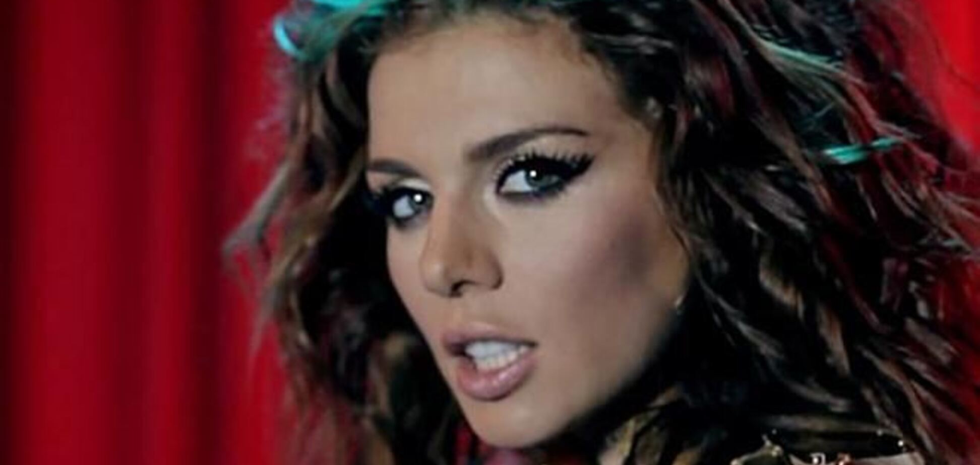 Седокова в слезах призналась, как ее домогались в детстве