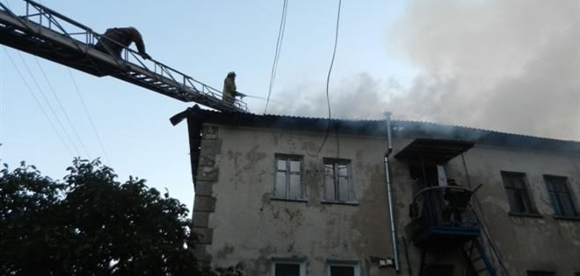 У Криму згорів житловий будинок: розповідь очевидця