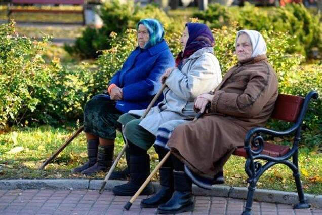 Раде предлагают вернуть пенсионный возраст для женщин – 55 лет
