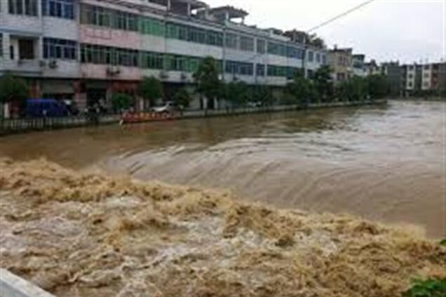 Стихия в Китае: МИД дает рекомендации украинцам