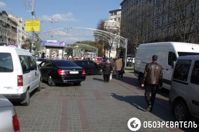 На Крещатике усилят контроль за парковкой автомобилей