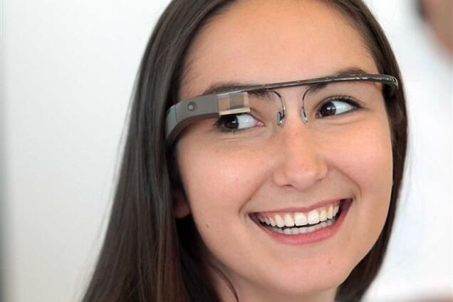 Американку оштрафовали за езду за рулем в очках Google Glass