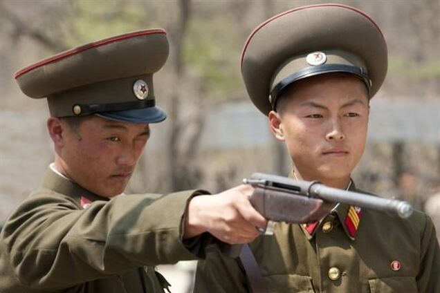 КНДР угрожает убивать шпионов Южной Кореи