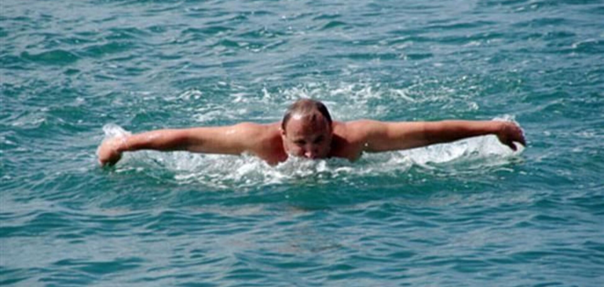 Пловец из Севастополя совершит заплыв за мир в Сирии