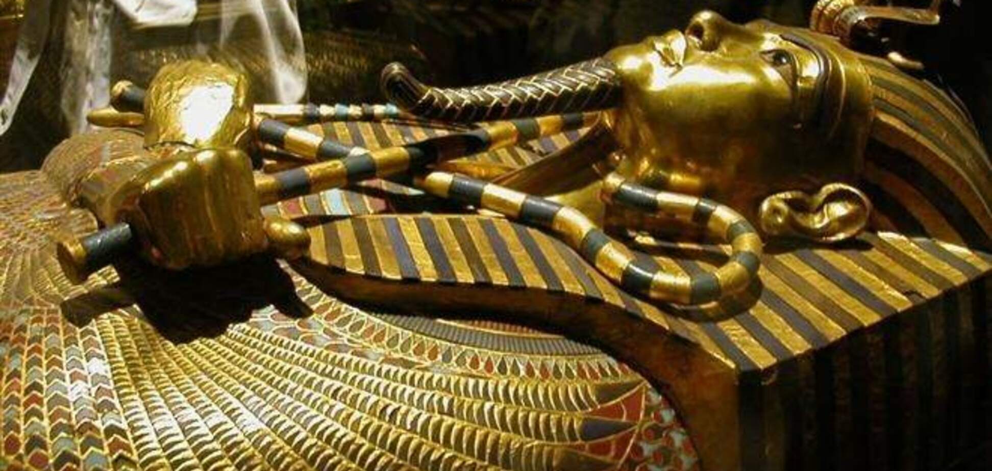 Неудачное бальзамирование привело к самовозгоранию мумии Тутанхамона