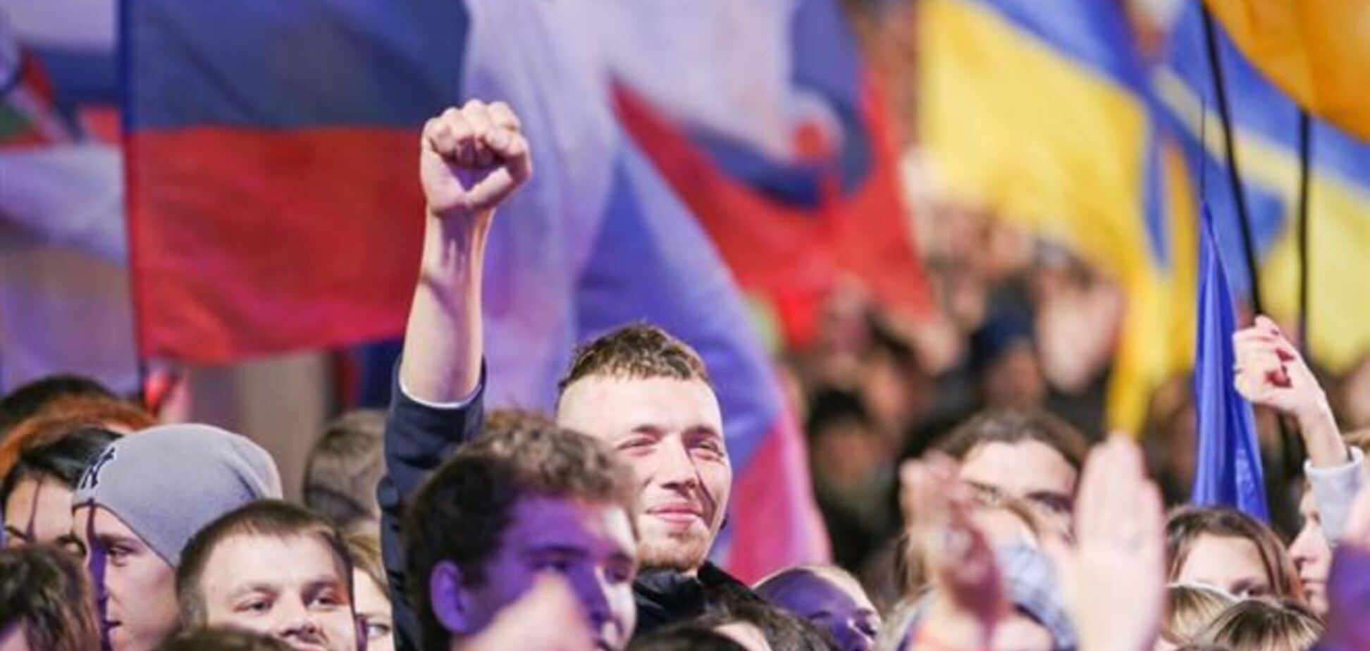 'Чайф', 'Любэ' и Кустурица выступили на площади Независимости в Киеве