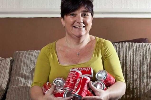Женщина похудела на 30 кг, отказавшись от 'Кока-колы'