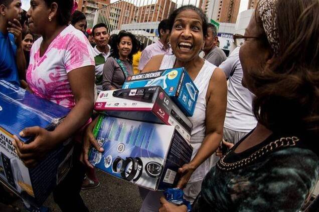 Распродажа по-армейски в Венесуэле