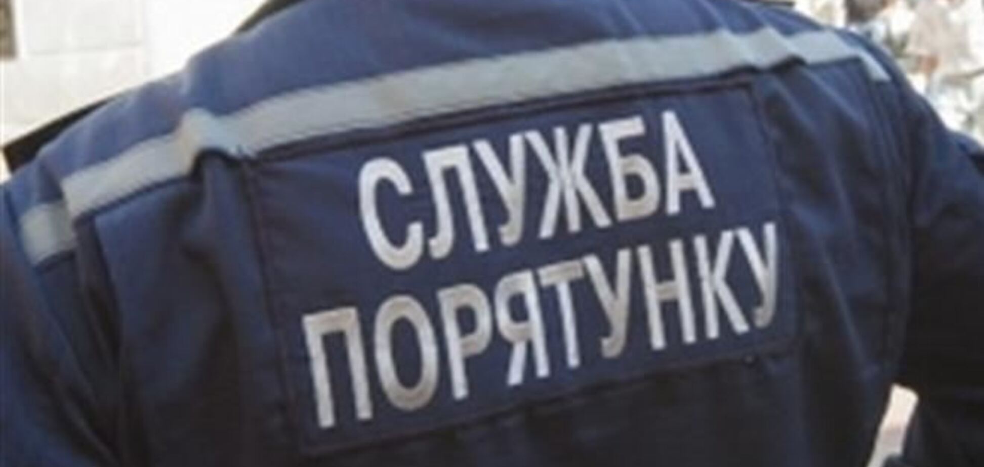 В киевский детсад забросили бутылку с вонючей жидкостью