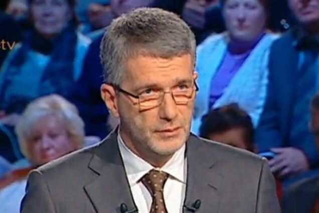 А ми самі з вусами!