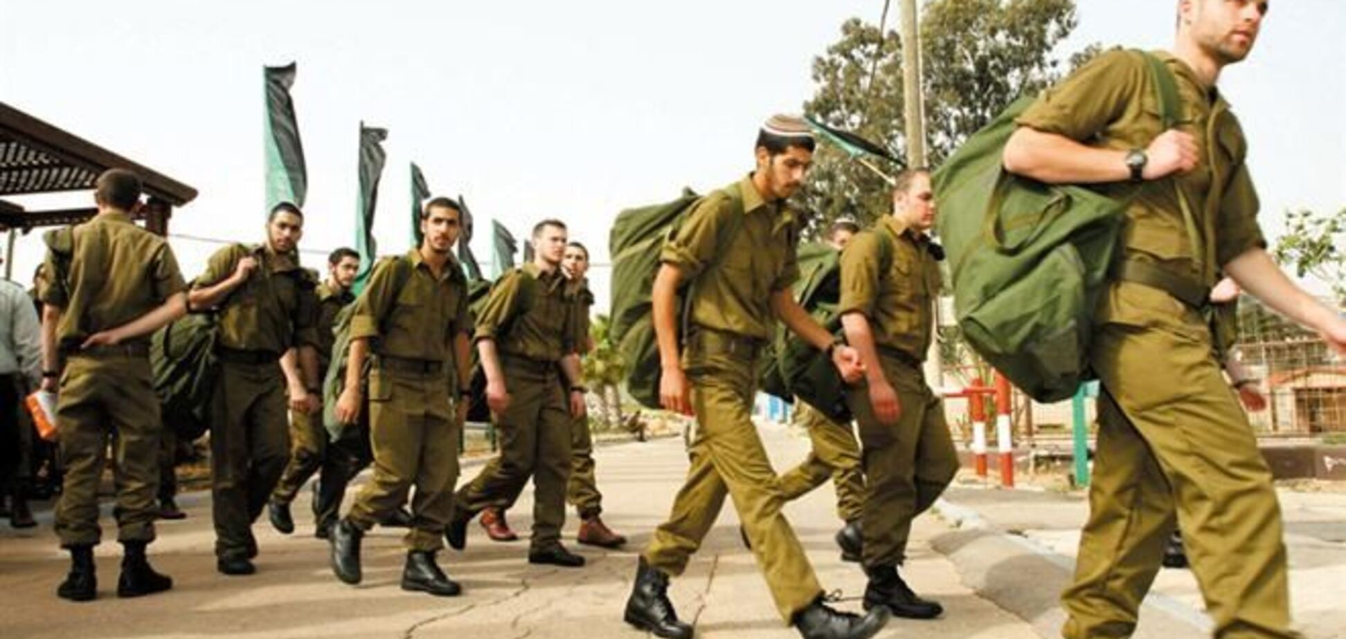 Палестинский подросток жестоко убил израильского солдата в автобусе