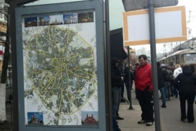 На киевской остановке появилась карта Москвы