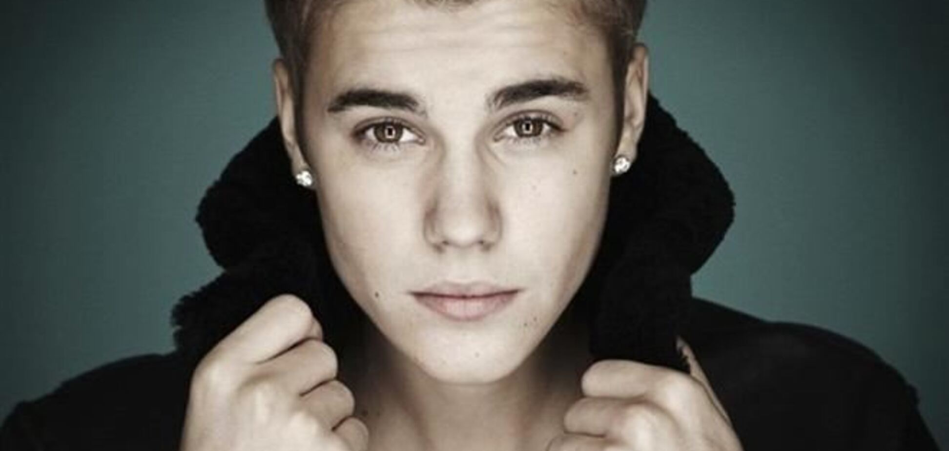 Джастин Бибер в Аргентине вытер сцену государственным флагом