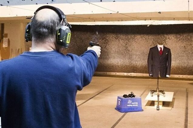 Деловой костюм, защищающий от пуль