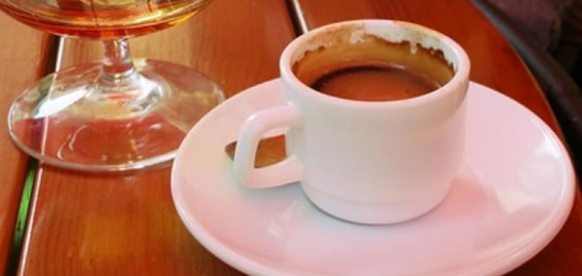 Чем опасна смесь кофеина и алкоголя