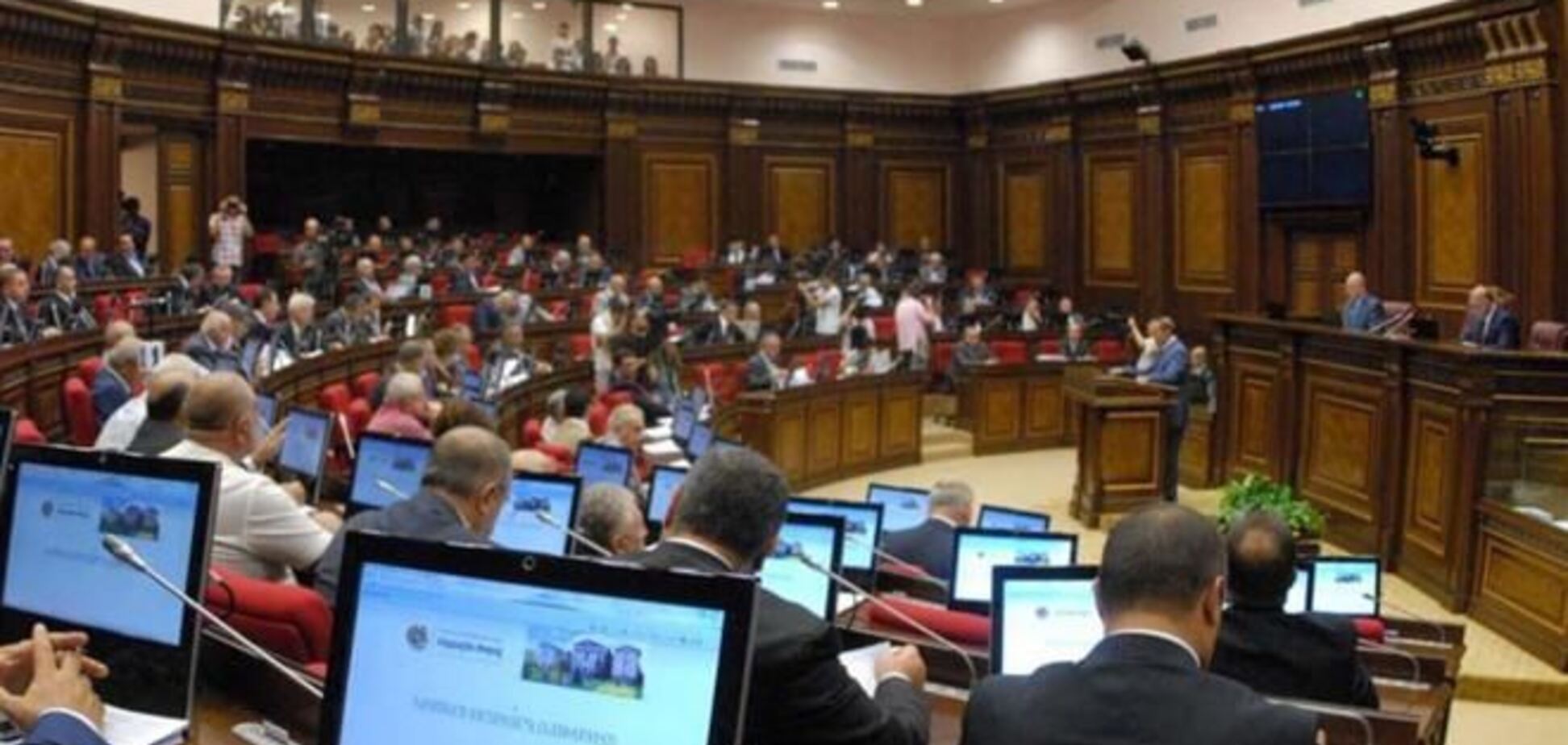 Парламент Вірменії знову провалив визнання Нагірного Карабаху