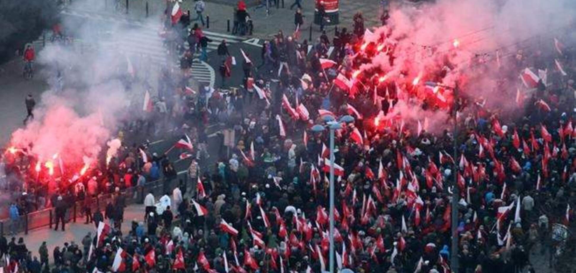 Польша передала России соболезнования из-за беспорядков у посольства