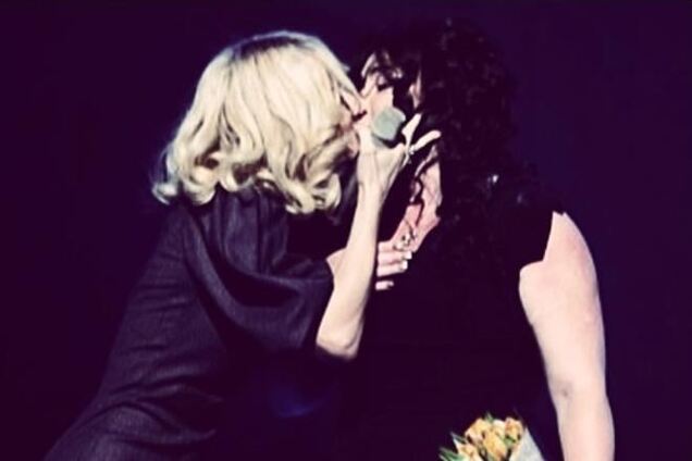 Лобода опубликовала скандальное фото в честь юбилея Лолиты