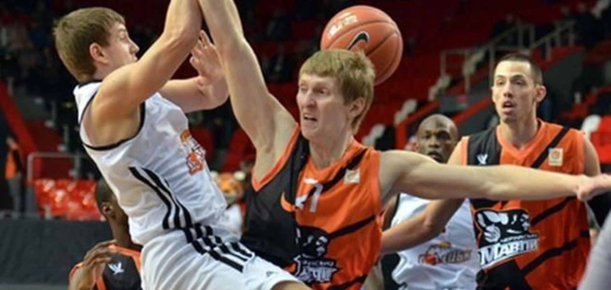 Лидер Суперлиги обыграл в Донецке 'Мавп'