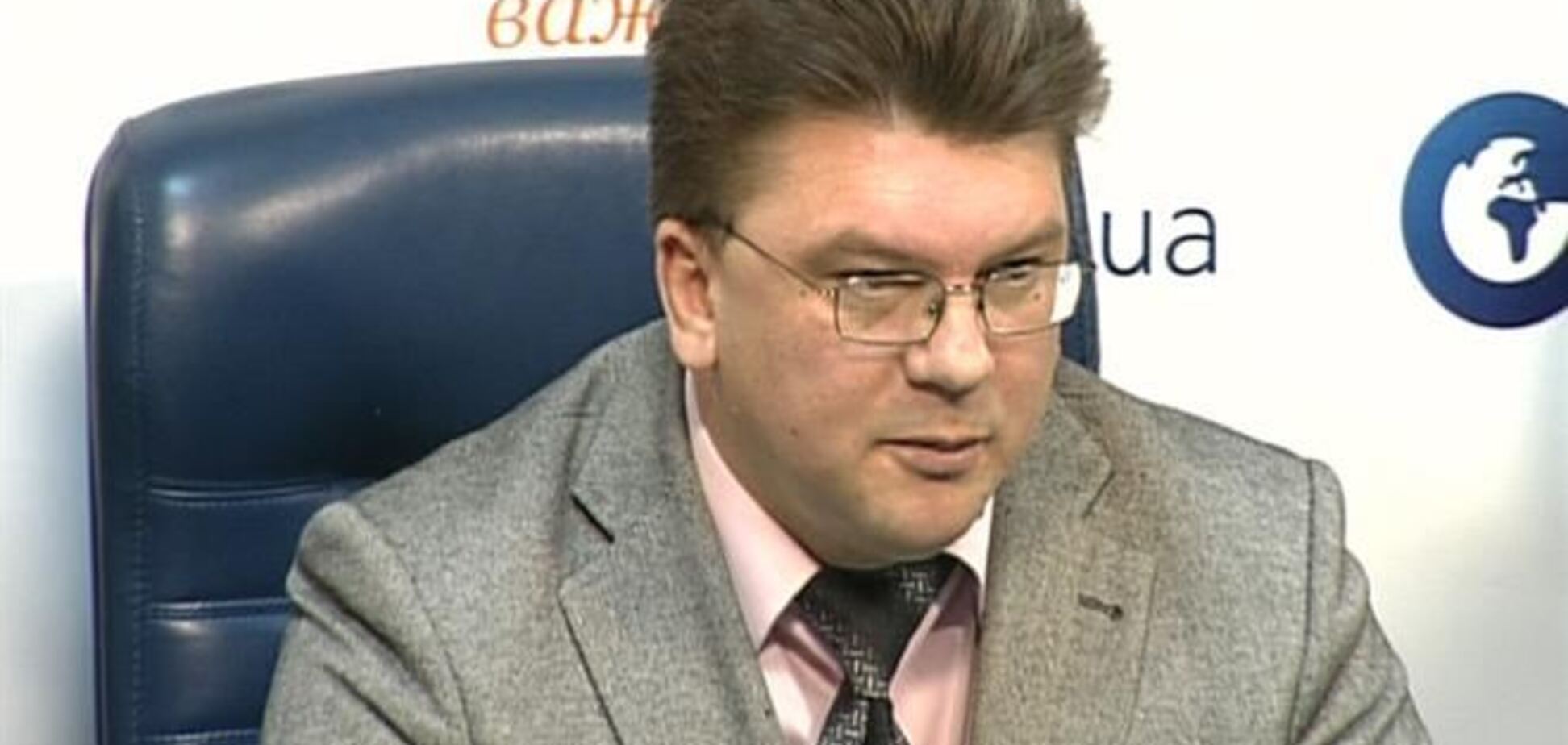 Жданов заподозрил, что в Партии регионов не уважают Президента