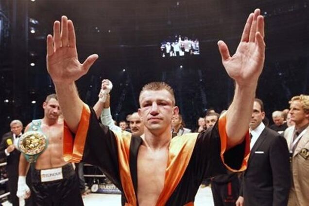 Адамек отказался от боя с украинцем Глазковым