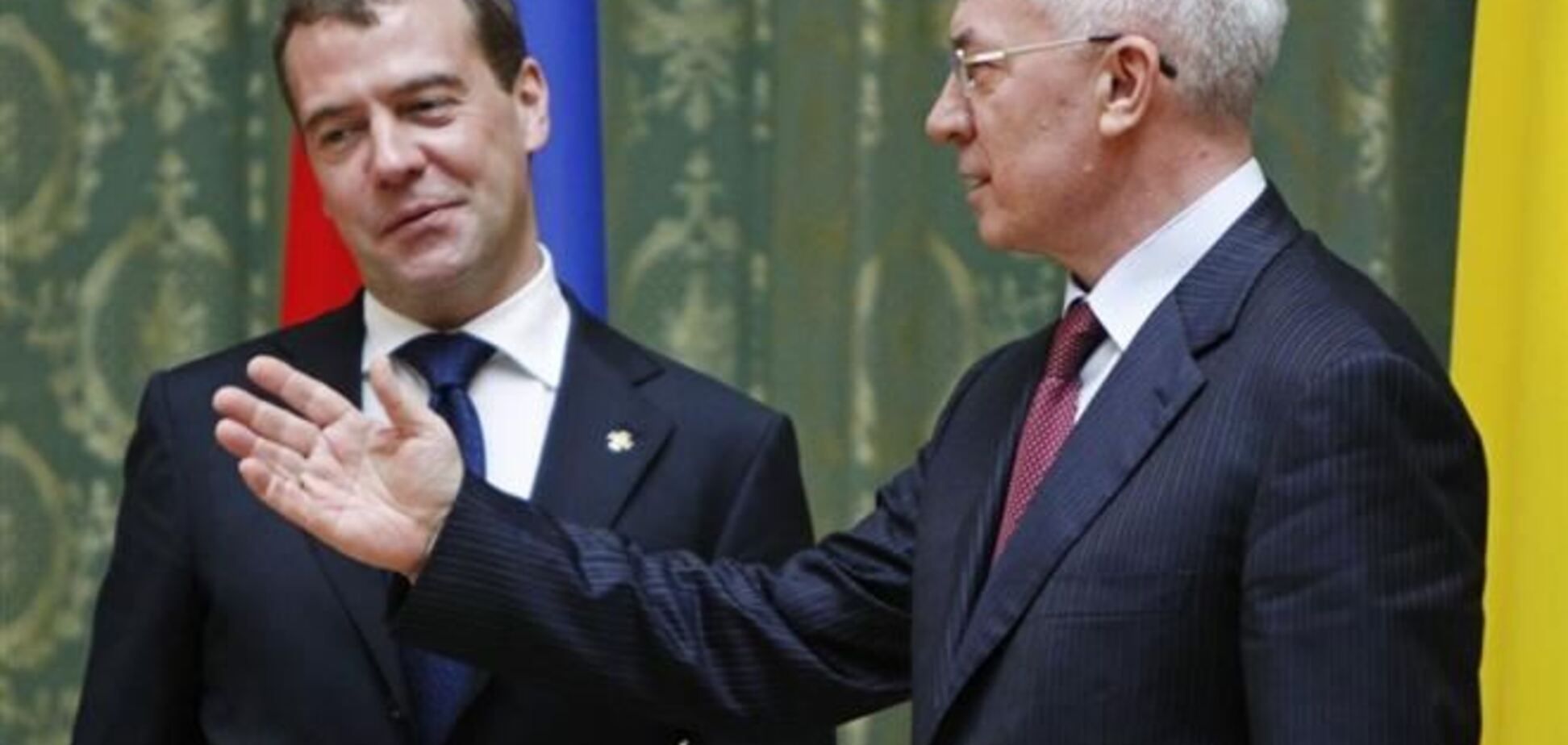 Азаров с Медведевым по телефону решили вопрос транзита газа