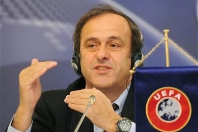 Платини предложил отменить наказание 'матч без зрителей'