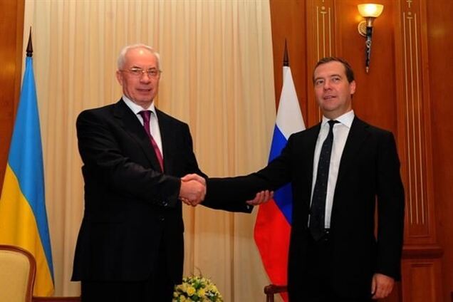 Азаров встретится с Медведевым 20 ноября в Санкт-Петербурге