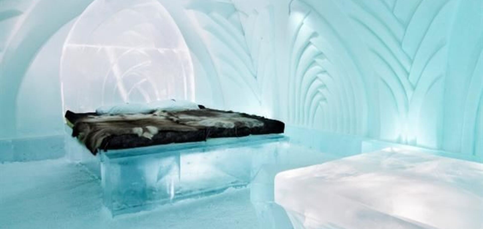 В Швеции ледяной отель обязали установить пожарную сигнализацию