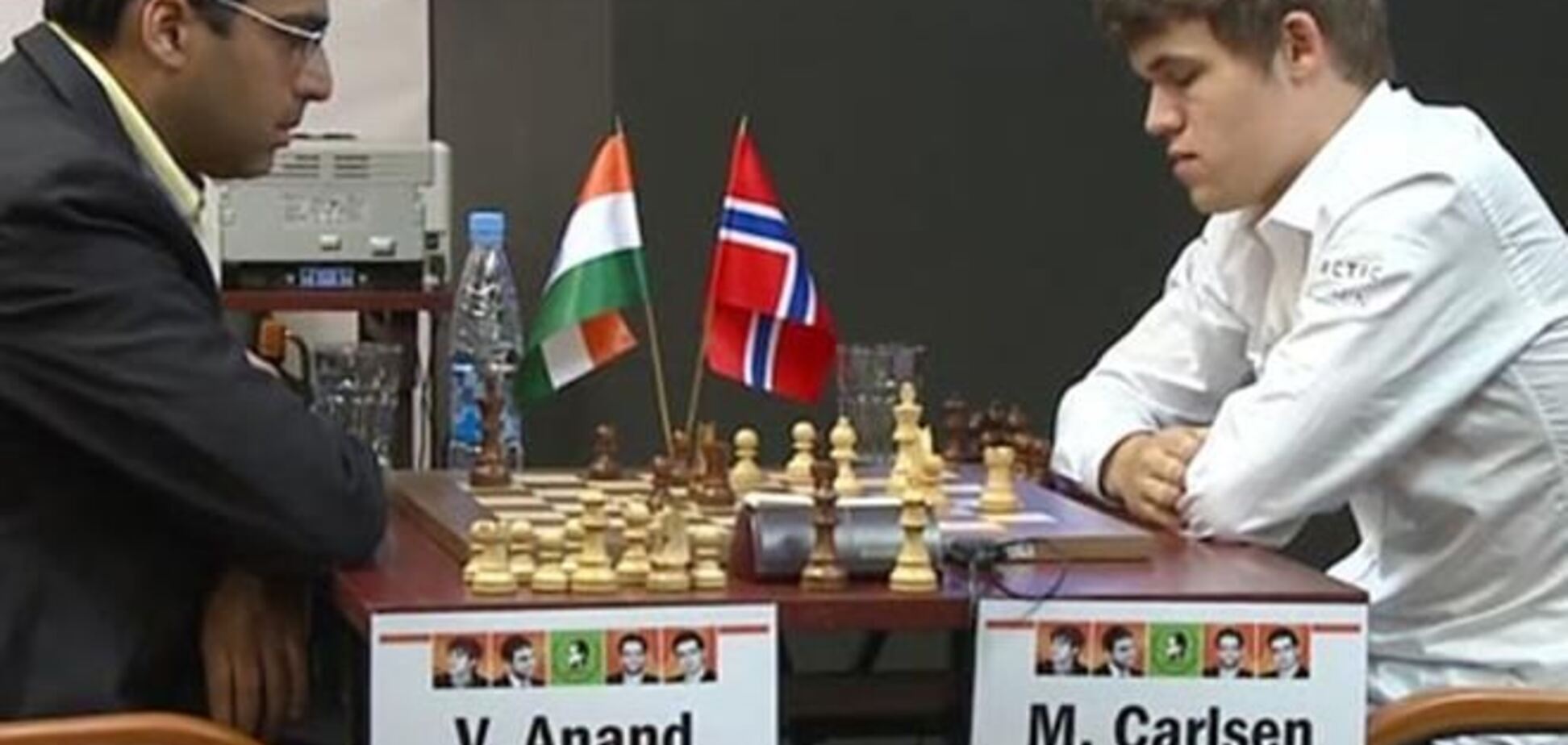 В матче за шахматную корону Карлсен выиграл вторую партию подряд