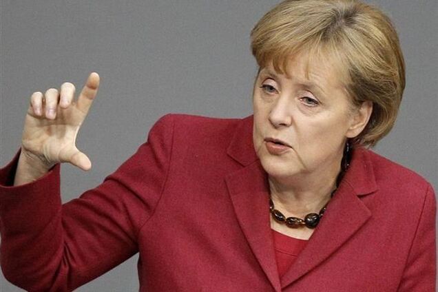 Меркель призывает ЕС противостоять давлению России на Украину