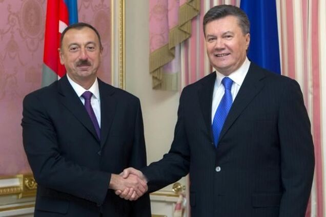 Президенти України та Азербайджану обмінялися орденами