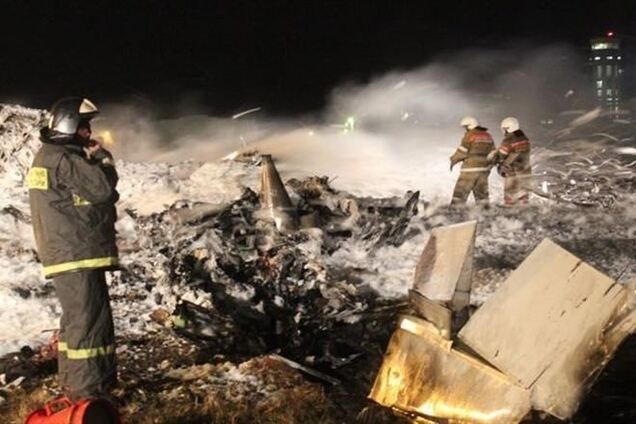 Шторм може зірвати роботу слідчих на місці авіакатастрофи в Казані