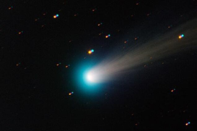 Астрономы сфотографировали 'комету века' вблизи