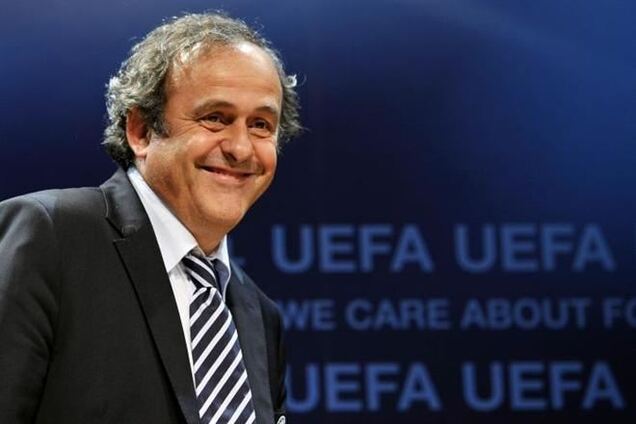 Платини: арбитров на плей-офф назначала ФИФА, а не УЕФА
