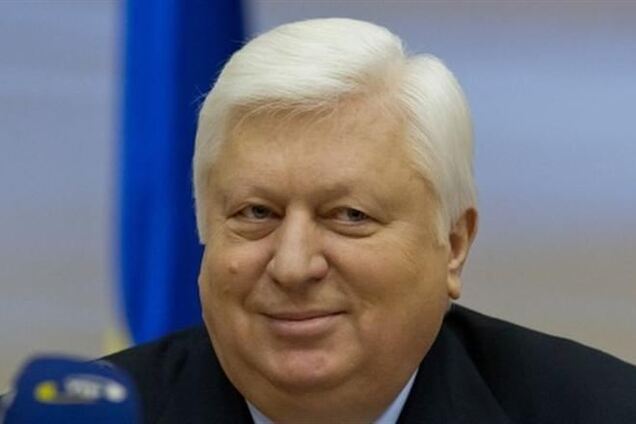 Пшонка: Закон о лечении одного заключенного за границей - нарушение Конституции