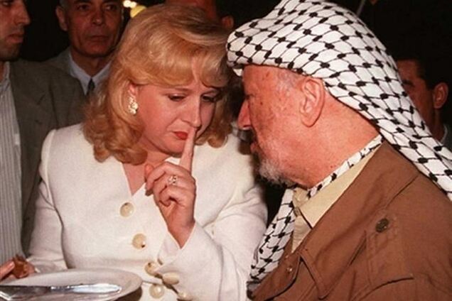 Вдова Арафата заявляє, що отрута йому підклали в суп