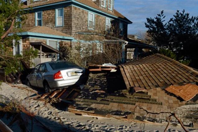 Ураганный ветер оставил без электричества около 300 тысяч канадцев