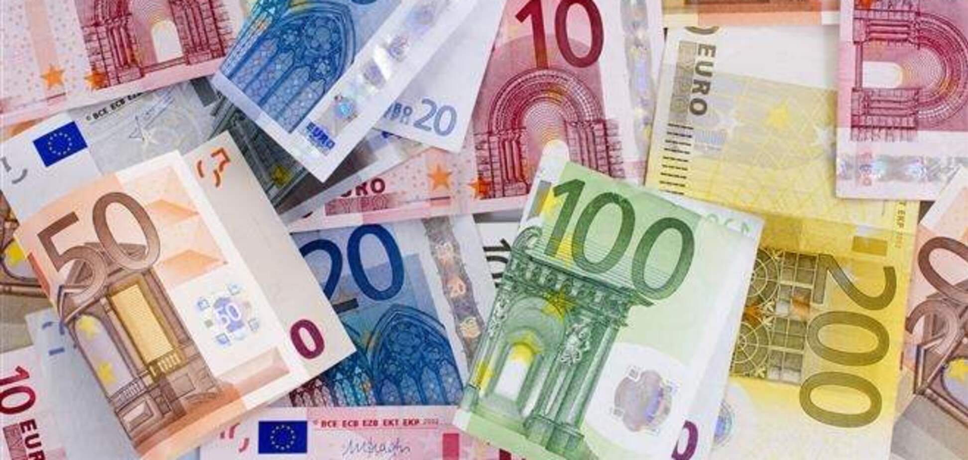 Курс евро в Токио побил 3-летний рекорд
