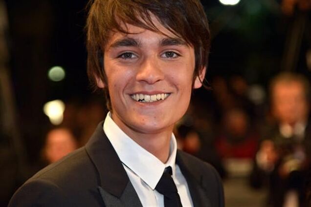 Сын Алена Делона получил условный срок за стрельбу в доме отца