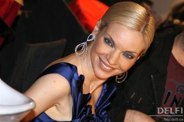 Власенко подал очередной иск против Окунской из-за алиментов